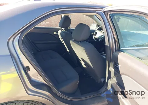 2012 Ford Fusion Se z USA, uszkodzony, nr VIN 3FAHP0HA3CR192827